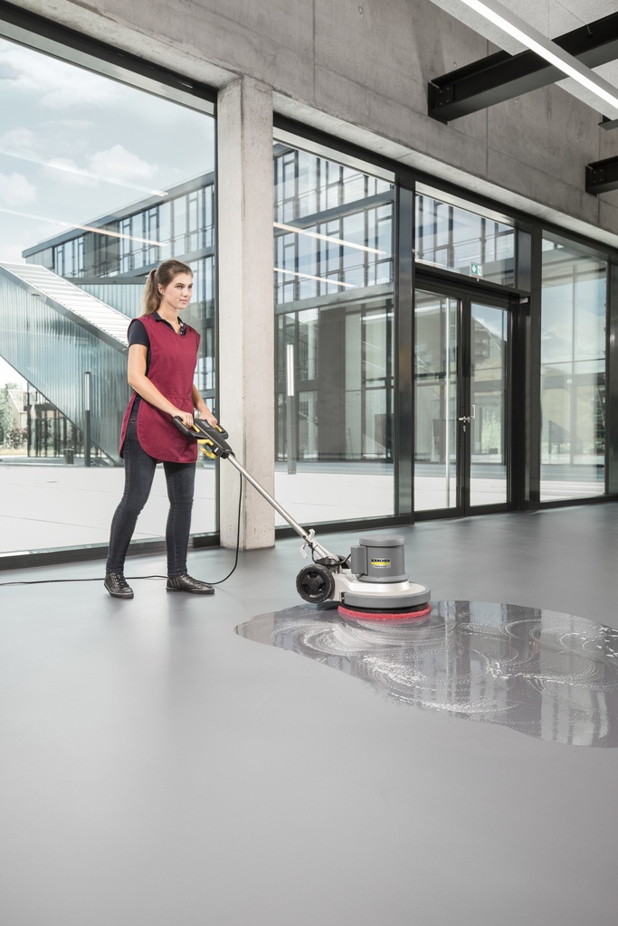 Lavadora monodisco BDS 43/150 C Classic A BDS 43/150 C I motor de 1.500 watts I KARCHER